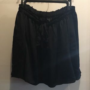 NWOT Aritzia Tulula Silky Ballerina Skirt